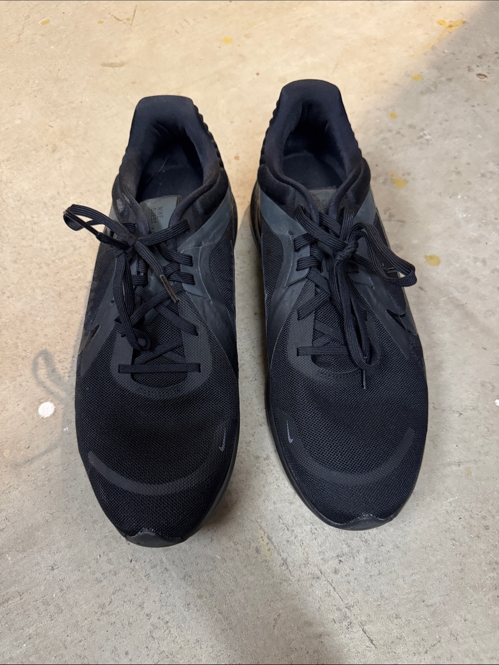 Nike Men's All-Black Athletic Running Shoes